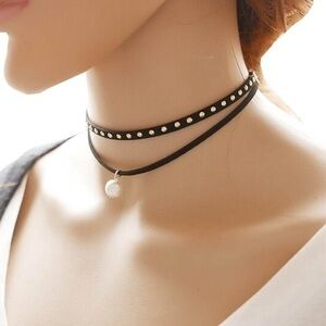 Black Double layered pearl choker